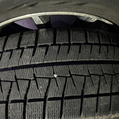 スタッドレスタイヤホイール付きの画像