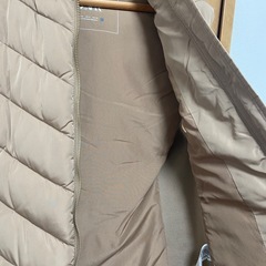 ダウンベストの画像