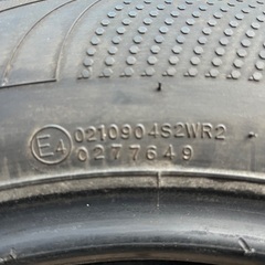 スタッドレスタイヤ4本の画像