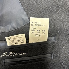 太めさんに朗報！美品！大きいサイズのスーツの画像