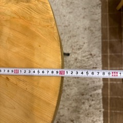 ダイニングテーブルの画像