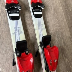 キッズ　スキー板　127cmの画像