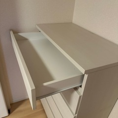 ニトリ　　ハイチェスト　タンスの画像