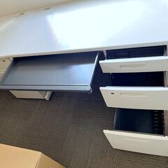 美品！KOKUYO コクヨ 片袖デスク 事務机 SDP-TKN12-SAW ホワイト 幅約120×奥行約70×高さ約70cm 引き出し 収納 配線口 シンプル パソコンデスク オフィス家具 2019年製 ① Sの画像