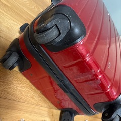 キャリーケース(赤)軽量の画像