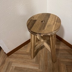 IKEA イケア スツールSKOGSTA スコグスタの画像