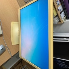 パソコン　モニターの画像