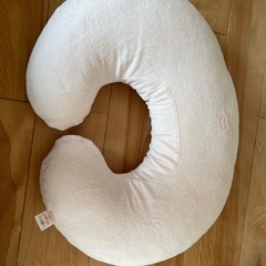 ベビーベッド　授乳クッション　新生児チャイルドシートの画像