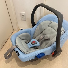 ベビーベッド　授乳クッション　新生児チャイルドシートの画像