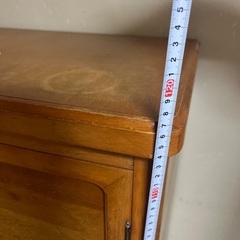 低い引き出しダンスの画像