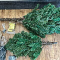 ⑤クリスマスツリー150㎝ オーナメント一部無し 店頭販売の画像