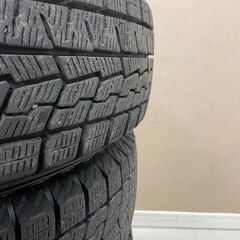 ヨコハマタイヤ YOKOHAMA ヨコハマ アイスガード iG70 スタッドレスタイヤ 2022年製 スタッドレス 冬タイヤ 165/65R15 81Q ラジアル チューブレス (T1552skxY)の画像