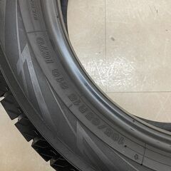 ヨコハマタイヤ YOKOHAMA ヨコハマ アイスガード iG70 スタッドレスタイヤ 2022年製 スタッドレス 冬タイヤ 165/65R15 81Q ラジアル チューブレス (T1552skxY)の画像