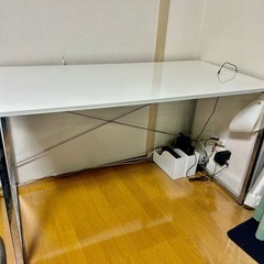 机・デスクの画像