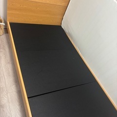 ベッドフレーム（マットレス別売）の画像