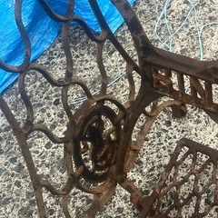 ※説明必ず読んで！【値引可】シンガーミシン・足踏み土台・網目・サビサビ・早い者勝ちではありません。の画像