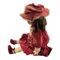 ドール（赤色）の画像