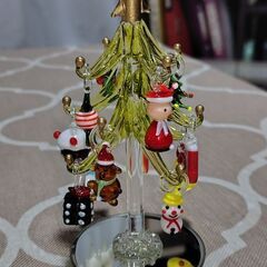 クリスマス用ガラスオーナメントツリー（フランフラン）の画像