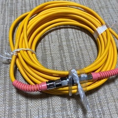 高圧ホース　日立工機製15m    使用期間短いの画像