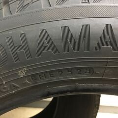 【🍀本日の目玉品】YOKOHAMA・スタットレスタイヤ「Ｉｃｅ　ＧＵＡＲＤ ｉＧ６０」１８５／６０Ｒ１５ 合計4本の画像