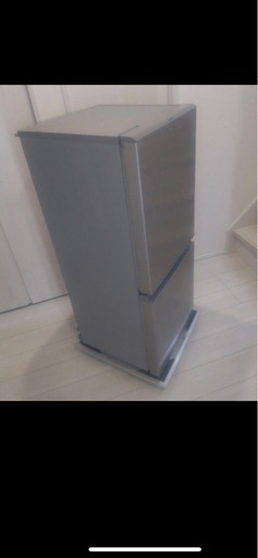 【お引き渡し者決定】AQUA 美品 高年式 2ドア冷蔵庫 AQR-13J 一人暮らし 単身者向け