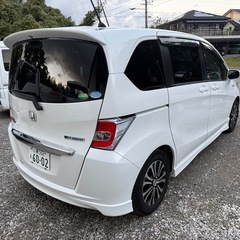 超極上車❗️ワンオーナー❗️フリード ハイブリッド 車検8年11月まで！全て込み45万円！の画像