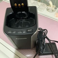 【使用しています】パナソニック メンズシェーバー 5枚刃ES-LV7D充電器つきの画像