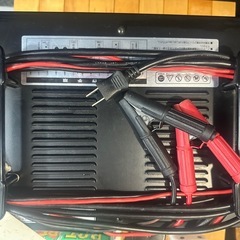 MAX EIGHT HRD-9610 バッテリー充電器の画像