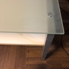 【大型】ホワイト　ガラステーブルの画像