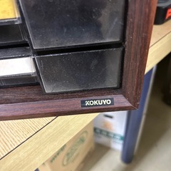 76)【無料　KOKUYO5段クリア収納ケース】の画像