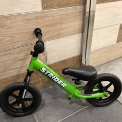 ストライダー黄緑の画像