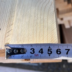 【薄め木材】2700ミリ前後　1本150円　50本　胴縁　DIY 壁　イノベ　リフォーム　の画像