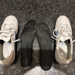 サッカースパイク2足セットの画像