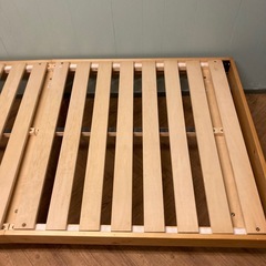 【タダでお譲りします】シングルベッドフレーム　すのこタイプの画像