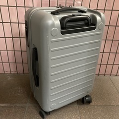 ２箇所出し入れスーツケース55.35.25センチの画像