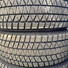 中古　BLIZZAK DM-V3 215/70R16 バリ溝の画像