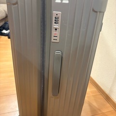 一回使用　美品26インチスーツケース　ボトルホルダー付き　家族旅行　の画像