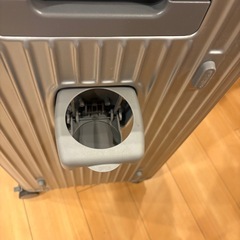 一回使用　美品26インチスーツケース　ボトルホルダー付き　家族旅行　の画像