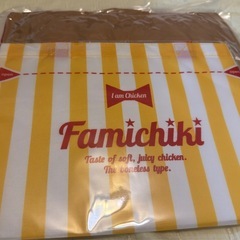 ファミチキ お楽しみ袋 2025の画像