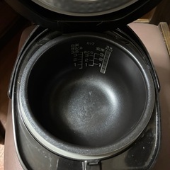 マイコン型炊飯器の画像