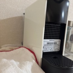 ネスプレッソ エッセンサ ミニ (Nespresso Essenza Mini)の画像