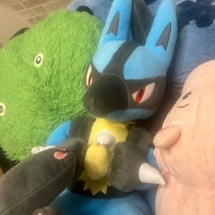 キャラクターぬいぐるみの画像