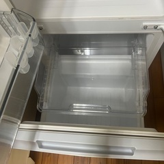 シャープ冷蔵庫の画像