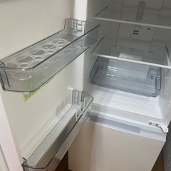 シャープ冷蔵庫の画像