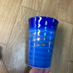 コップ2つの画像