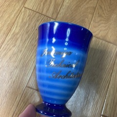 コップ2つの画像