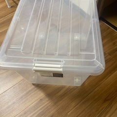 衣装ケースキャスター付きの画像