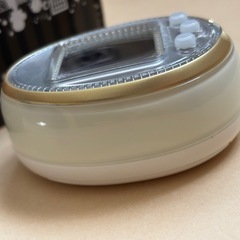 TAMAGOTCHI 4U WHITE たまごっち 4U ホワイト バンダイ　本体　箱　説明書の画像