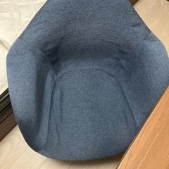 背もたれ付きチェアーの画像