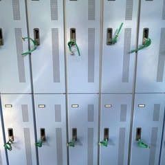 更衣室ロッカーの画像